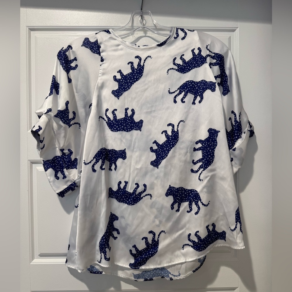 Koch women’s medium blue jaguar top cristiano made in America